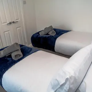 https://york-citistays-3-bed-parking-games-room-contractors.yorkshirehotels.net